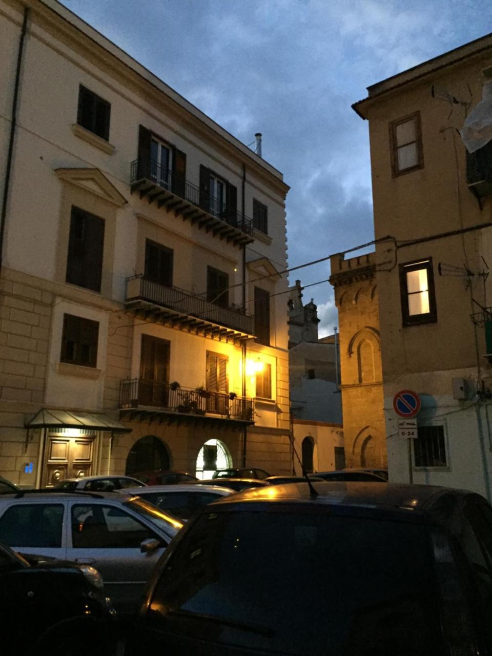 B&B Ohana Palermo Luaran gambar